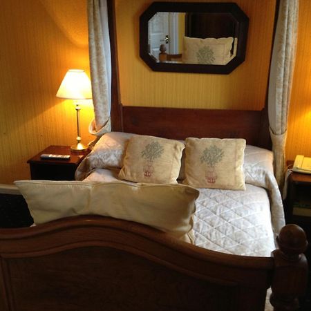 Ty Newydd Country Hotel Hirwaun Extérieur photo