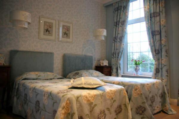 Ty Newydd Country Hotel Hirwaun Chambre photo